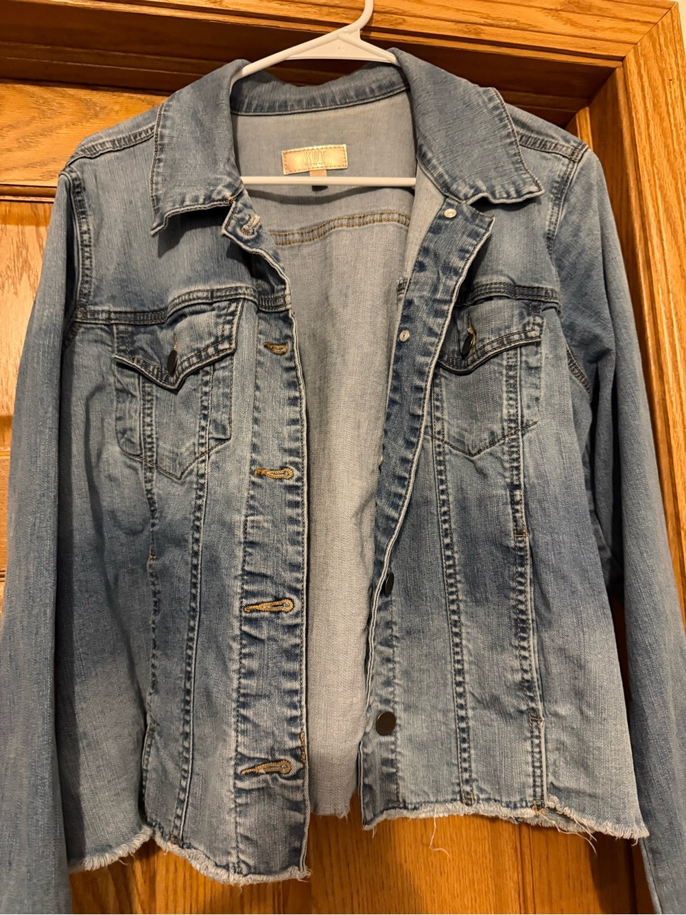 Kut from the Kloth Light Blue Denim Trucker Jacket - Picture 4 of 6